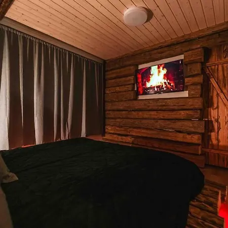 Upea Hirsi Moekki Ulkoporeltaalla Sekae Kelosaunalla Дом отдыха