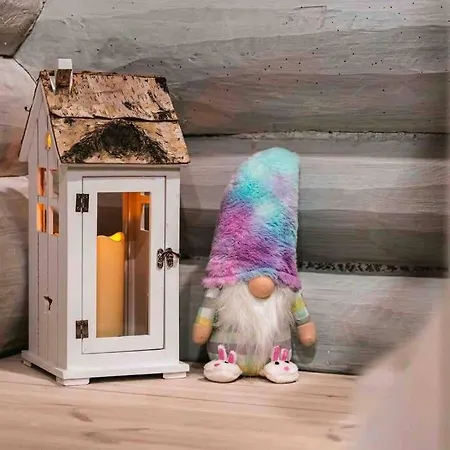 Upea Hirsi Moekki Ulkoporeltaalla Sekae Kelosaunalla * ハメーンリンナ