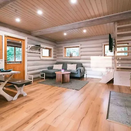 別荘 Upea Hirsi Moekki Ulkoporeltaalla Sekae Kelosaunalla *