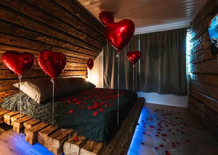 Upea Hirsi Moekki Ulkoporeltaalla Sekae Kelosaunalla * Hämeenlinna