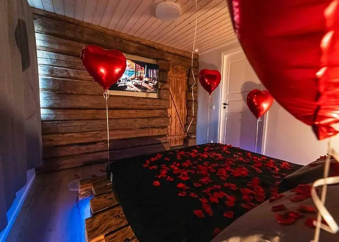 Upea Hirsi Moekki Ulkoporeltaalla Sekae Kelosaunalla Hämeenlinna