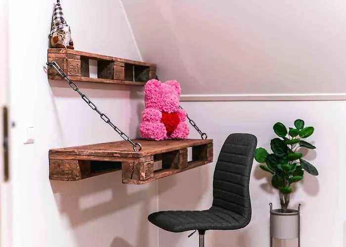 Upea Hirsi Moekki Ulkoporeltaalla Sekae Kelosaunalla *